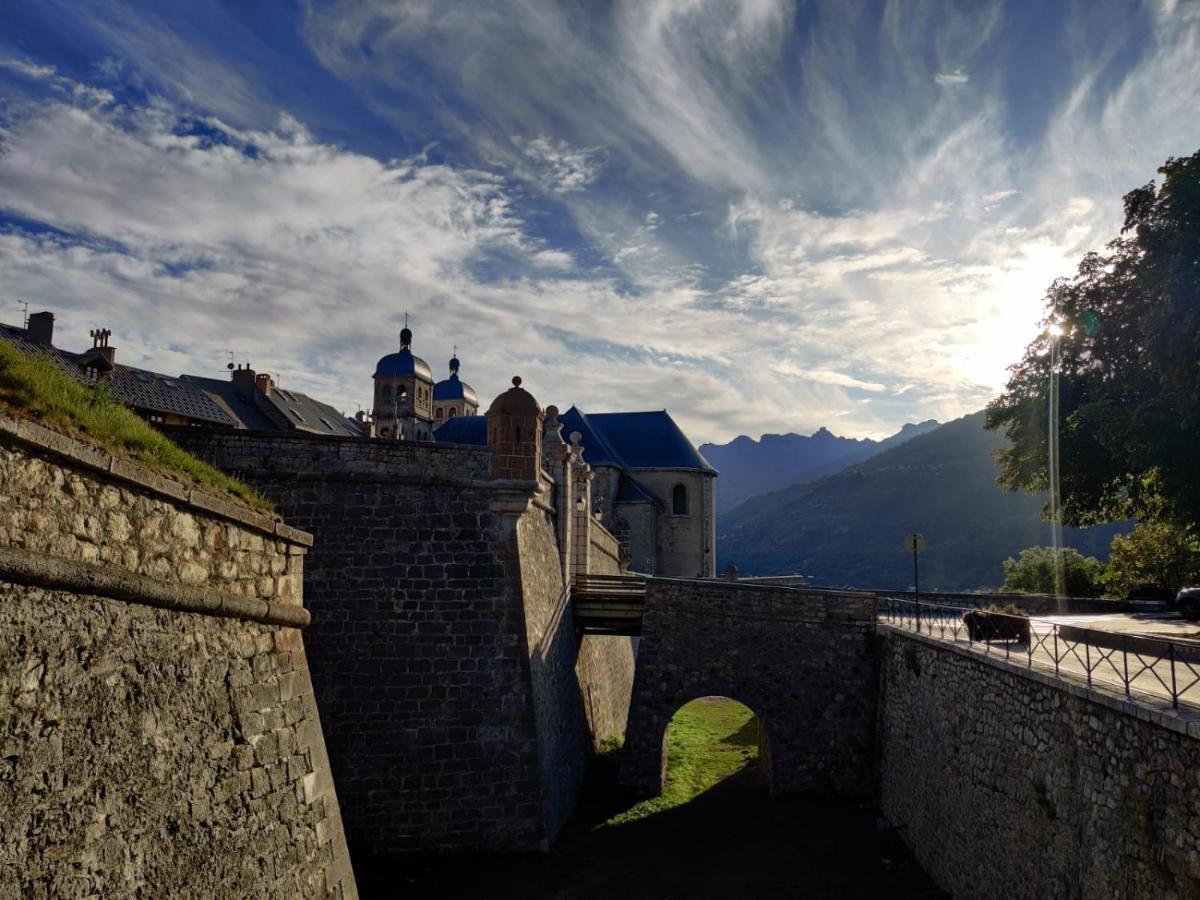 A Deux Pas ... Apartment Briancon  Luaran gambar